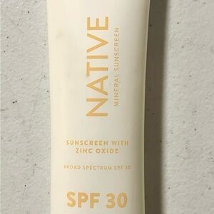 Native Mineral Sunscreen SPF 30 - White